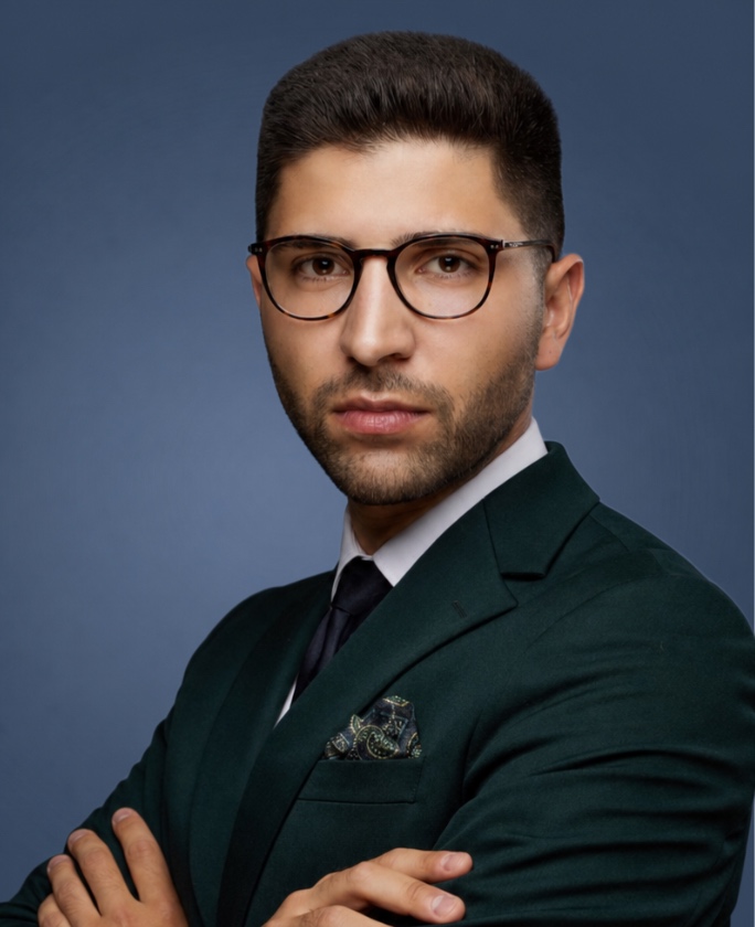 Alan El-Assadi — senior associate w KMD.Legal